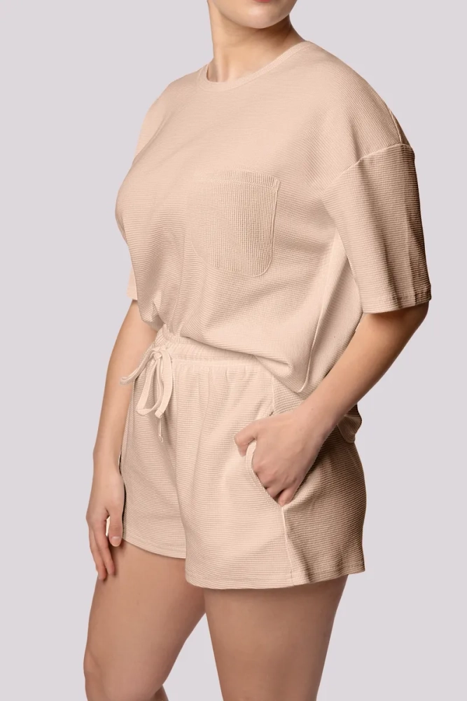Beige pyjamas med shorts