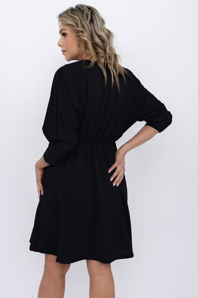  Czarna Sukienka