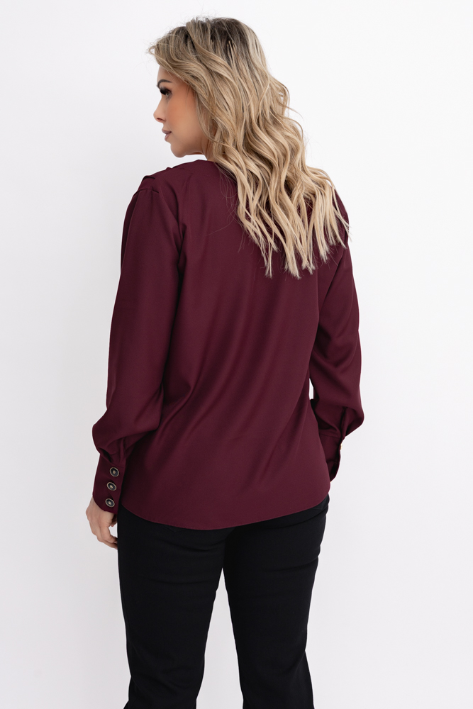 Blusa negra elegante 