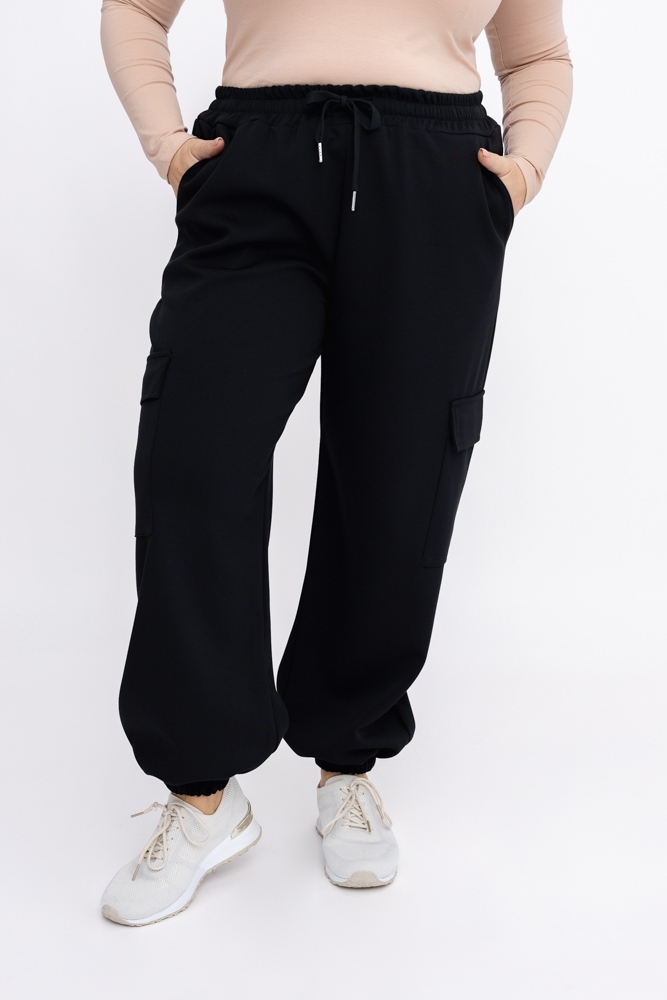 Schwarze Jogginghose