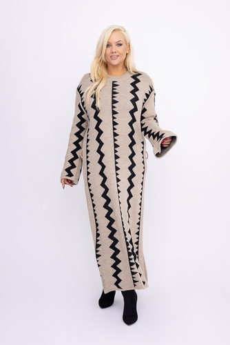 Robe pull beige foncé