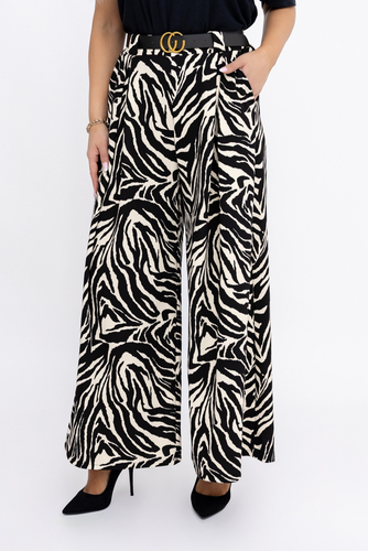 Pantaloni cu curea Model 2