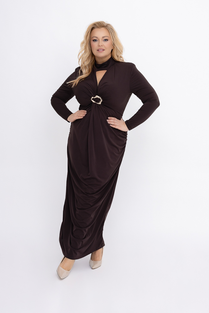 Czekoladowa Sukienka z marszczeniem