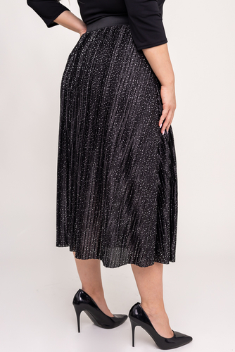 Čierna skladaná sukňa 