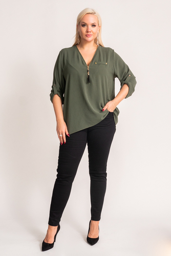Blusa caqui con escote abierto