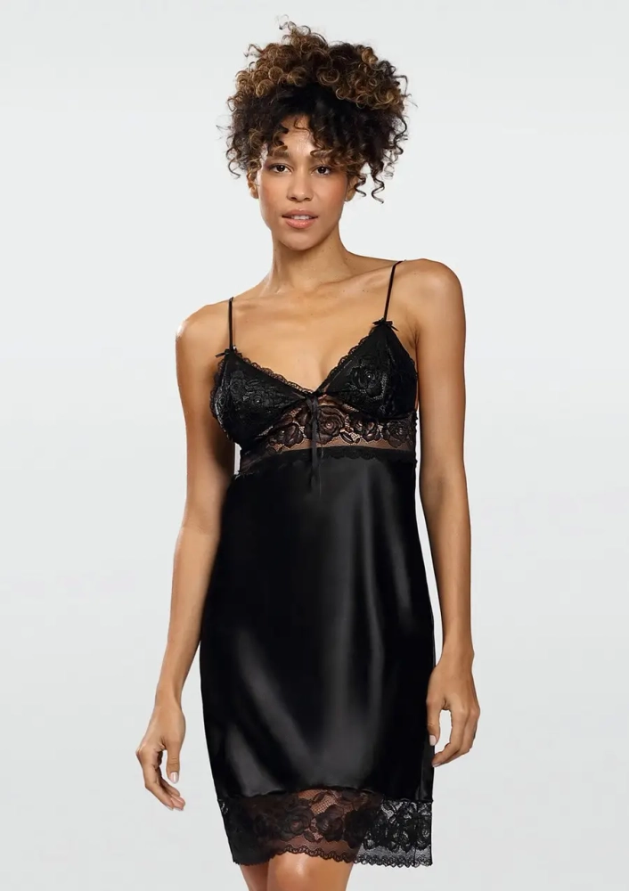 Slip en satin noir