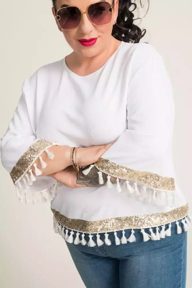 Weiß-goldene Bluse mit Quasten