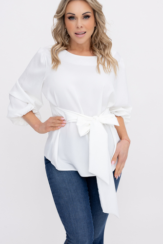 Sjokoladebluse med slips