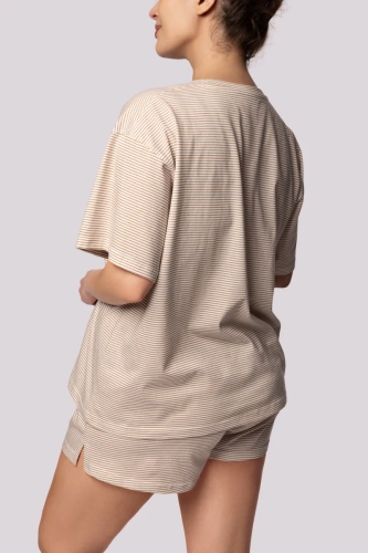 Pijama crudo con pantalón corto
