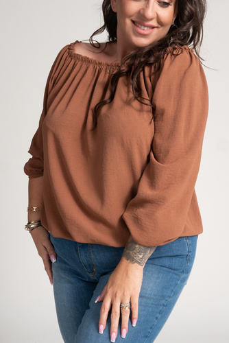 Camel Blouse by VISKIO