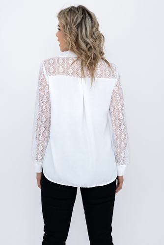  Chemise en dentelle blanche
