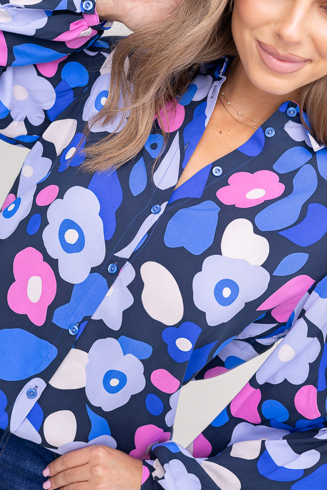 Shirt with buffeted sleeves 