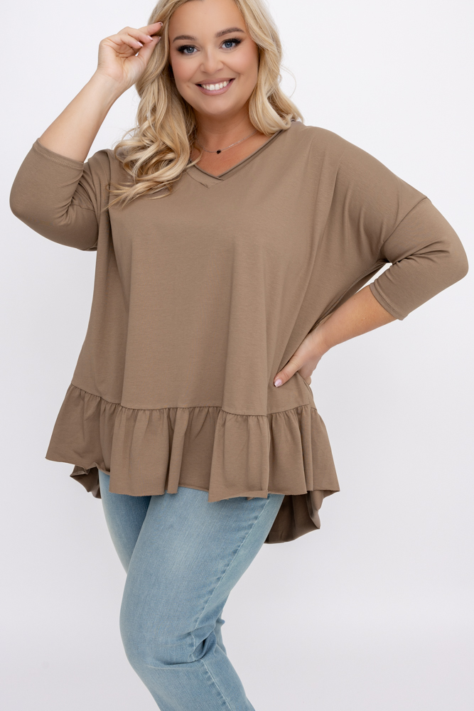 Blusa beige oscuro con volante