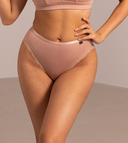 Culotte rose poudré