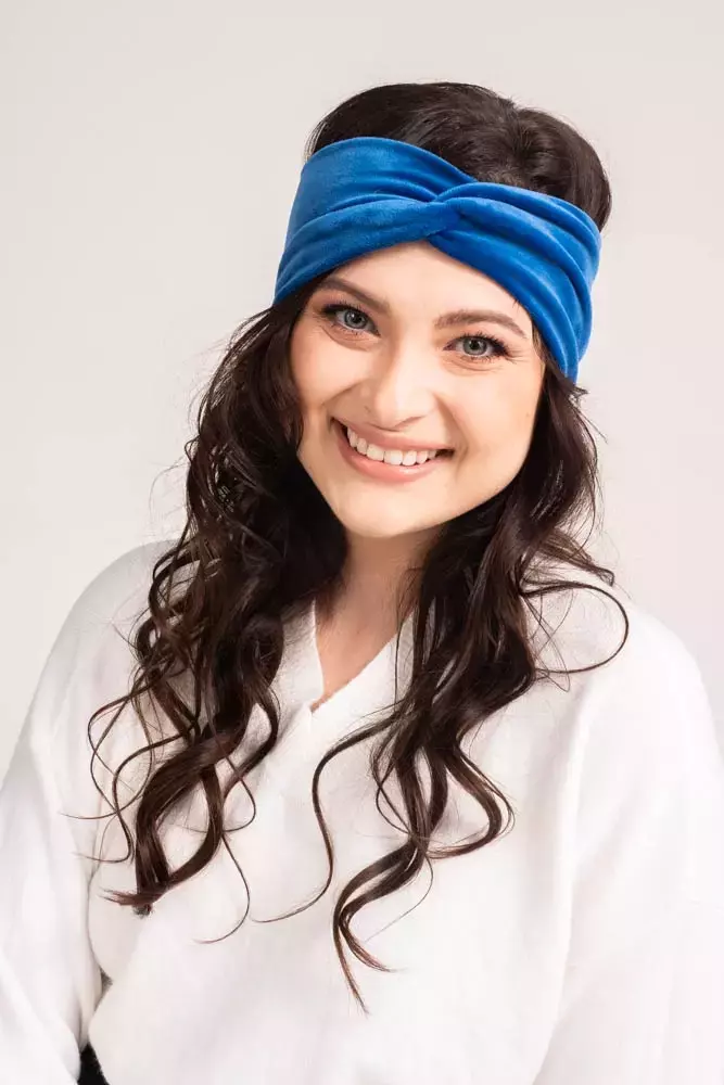 Синя велюрова стрічка