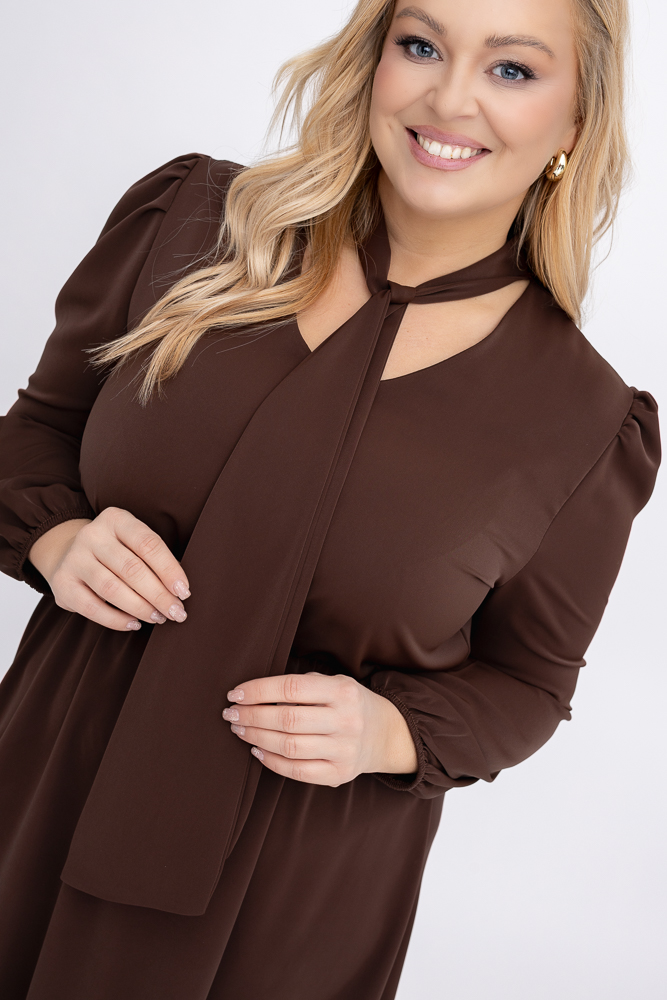 Czekoladowa Sukienka satynowa