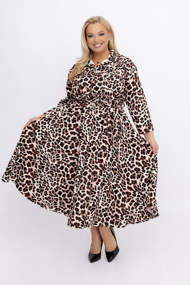 Chemise dress in leopard print