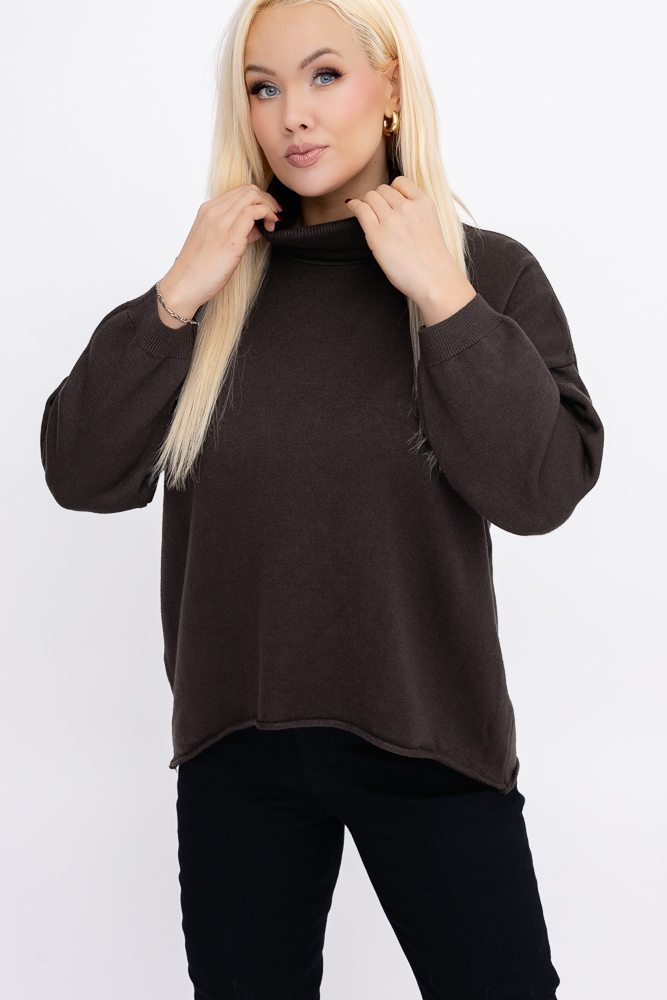 Czekoladowy Sweter z golfem