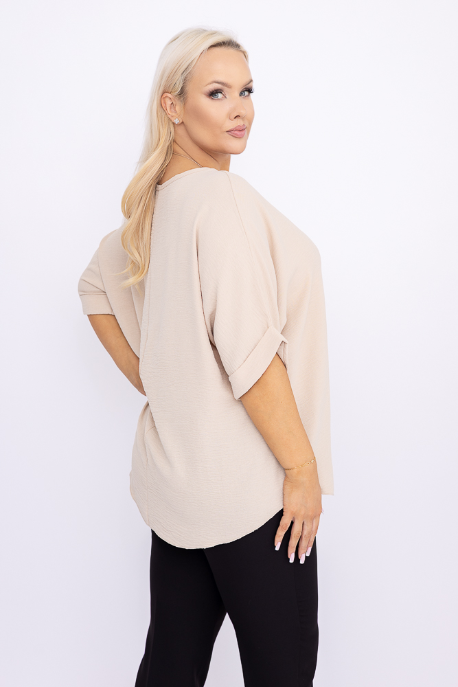 Jasnobeżowa Bluzka z wisiorkiem BELUCIO