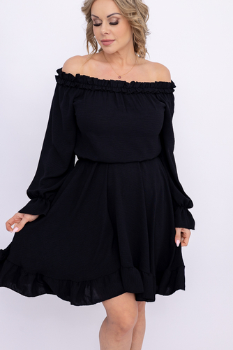 Vestido negro con volante