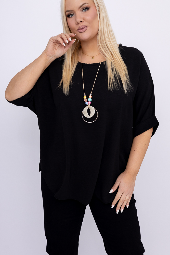 Czarna Bluzka z wisiorkiem BELUCIO