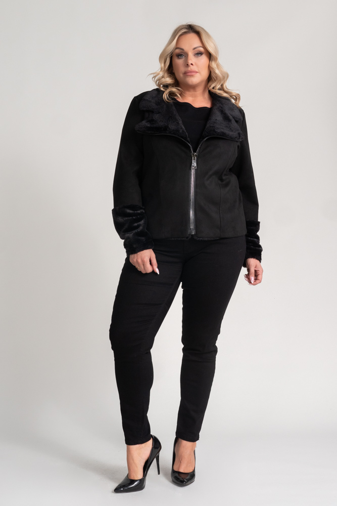 Chaqueta de piel de oveja negra