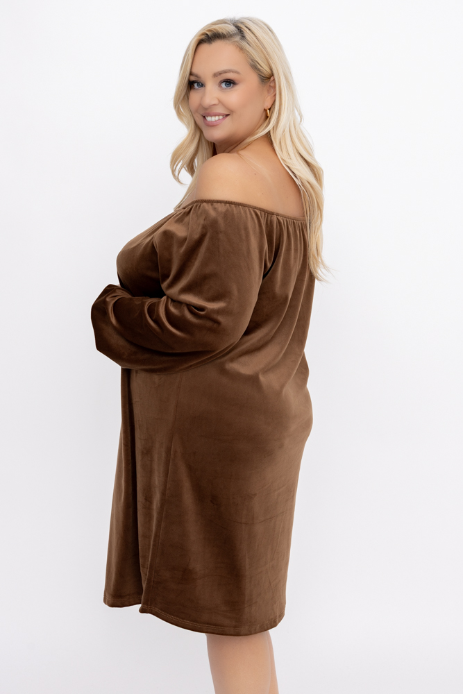 Brun velourkjole