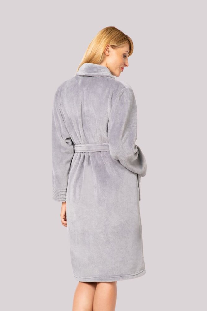 Albornoz gris con bolsillos