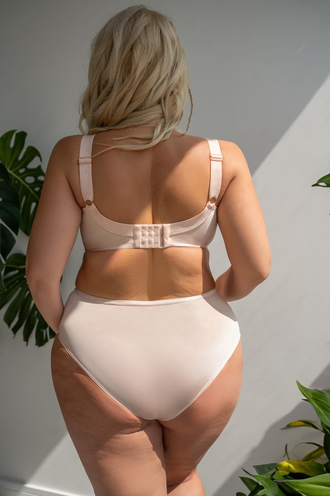 Bragas beige
