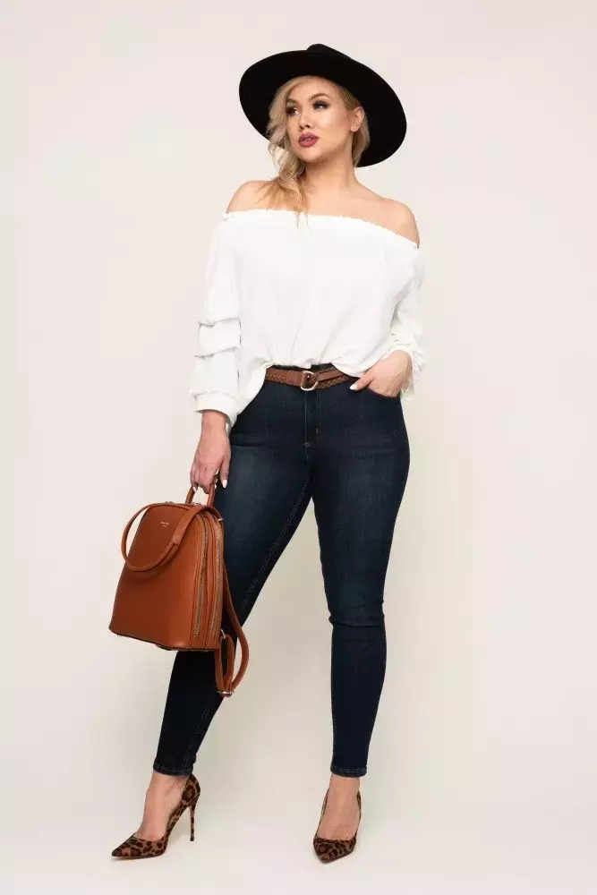 White Blouse with ruffled sleeves