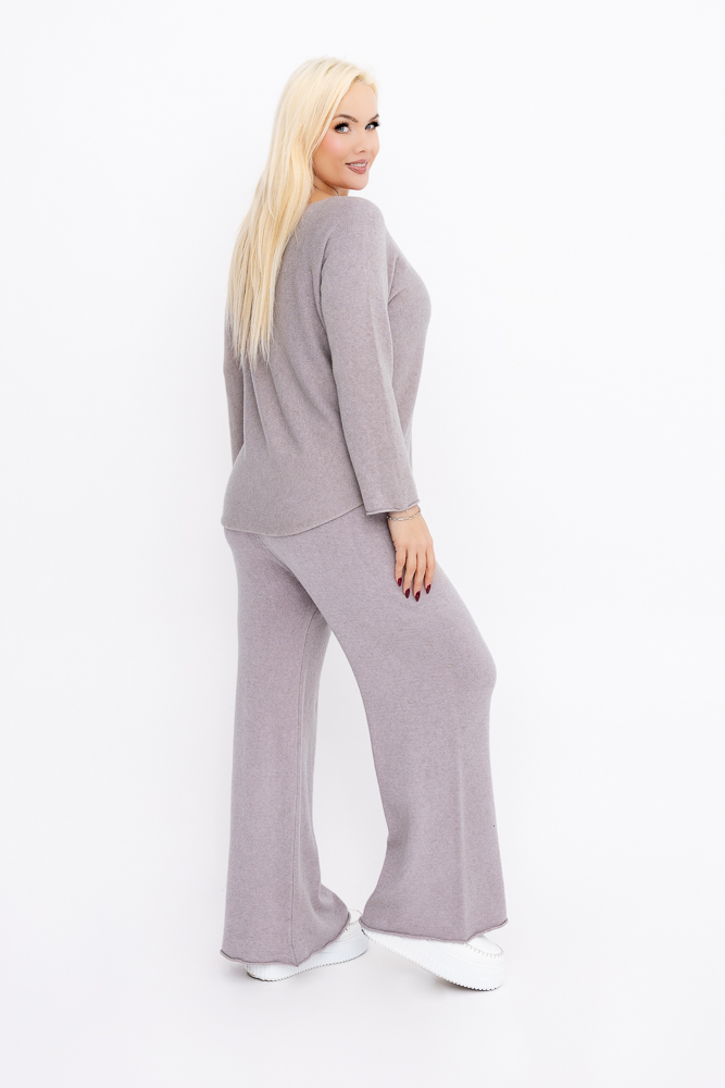 Kawowy Komplet sweterkowy