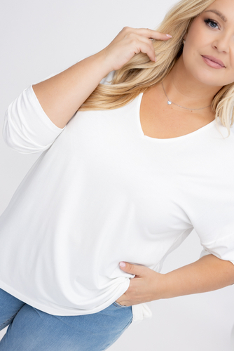  Blusa cereza con escote corazón