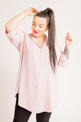 Camisa rosa empolvado con cuello alto