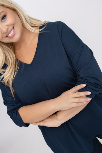 Třešňová halenka se srdíčkovým výstřihem