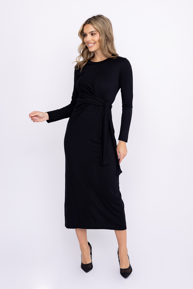 Rochie neagră cu cravată