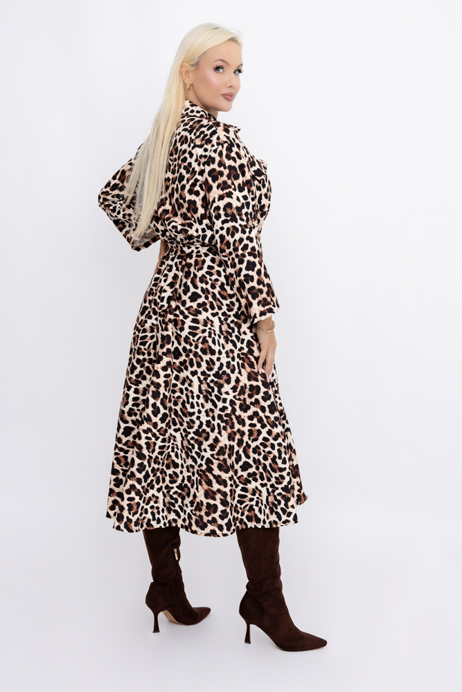 Chemise dress in leopard print