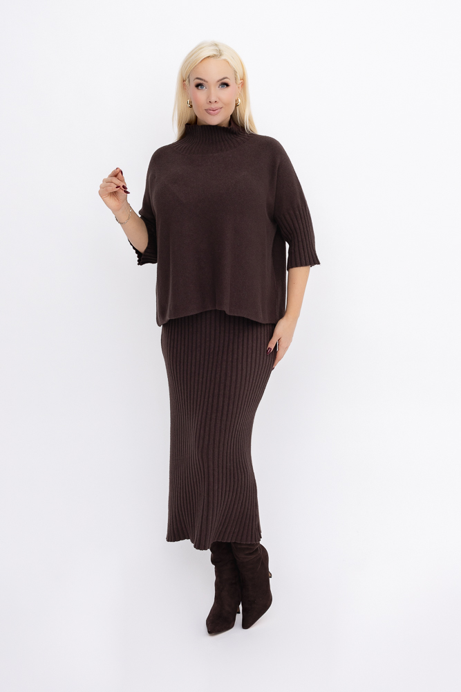 Czekoladowy Komplet sweterkowy