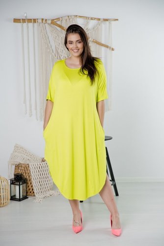 Limonkowa Sukienka SPINER Plus Size